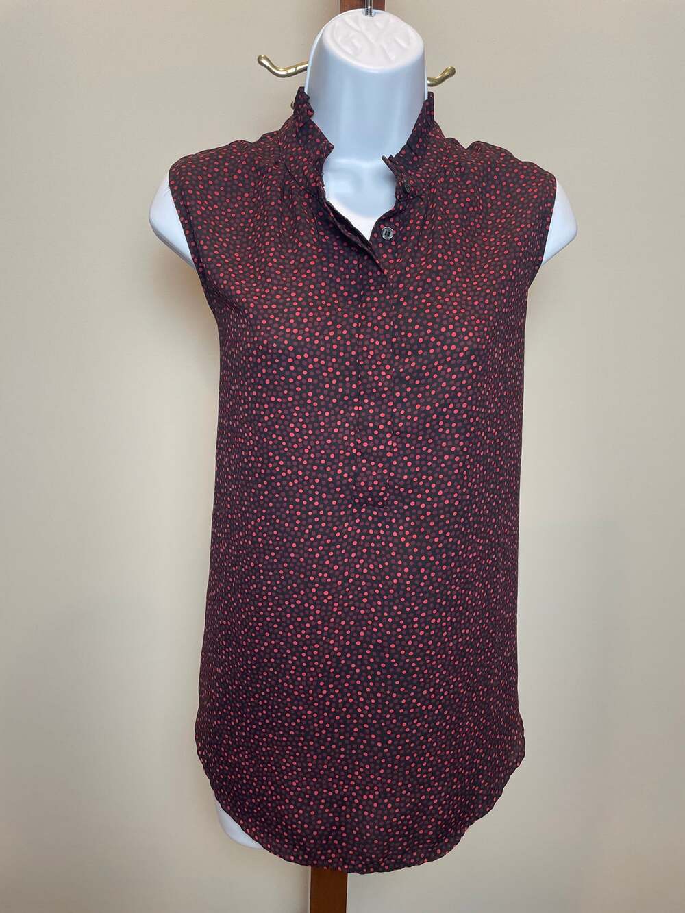 Ann Taylor Top Black Red Polka Dots Sleeveless Mock Neck Ruffle Chiffon Size M
